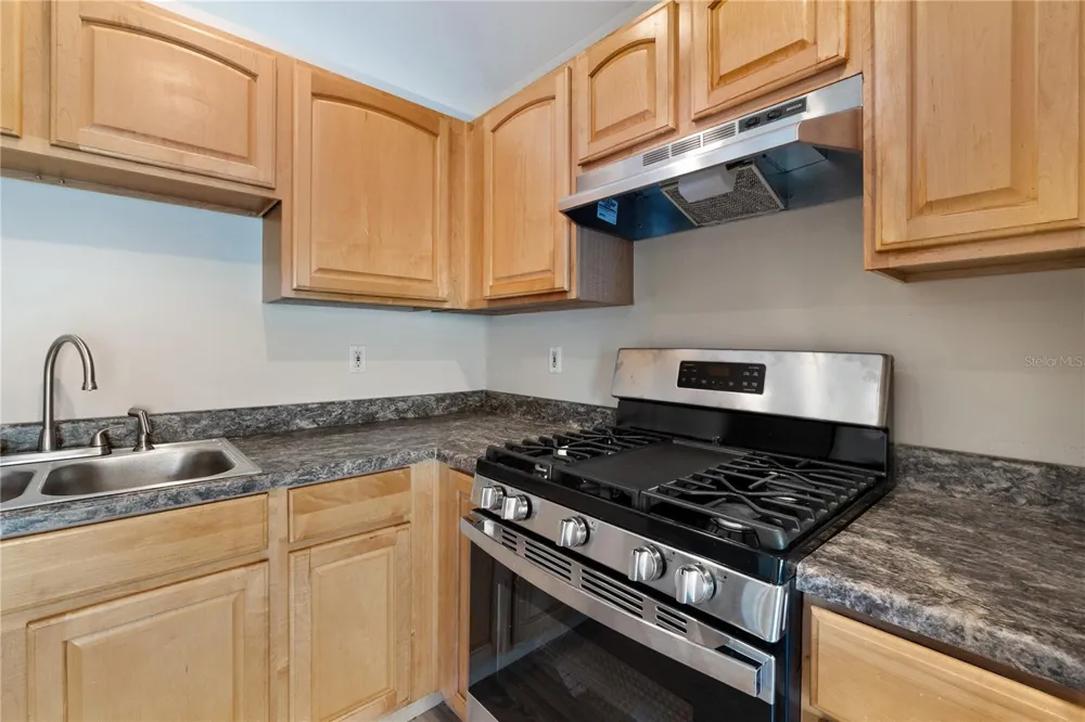 2917 WILSHIRE ROAD Clermont, FL 34714