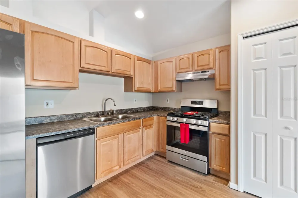 2917 WILSHIRE ROAD Clermont, FL 34714