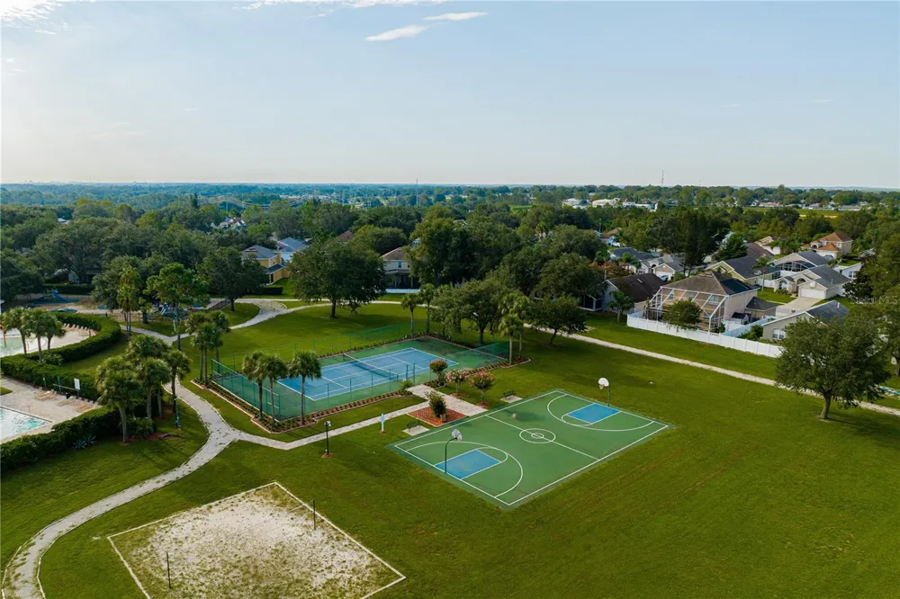 2917 WILSHIRE ROAD Clermont, FL 34714