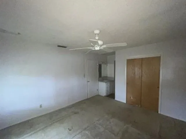 1100 Poe Street Azle, TX 76020