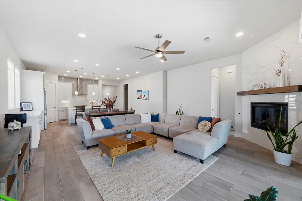 3036 Warrington The Colony, TX 75056
