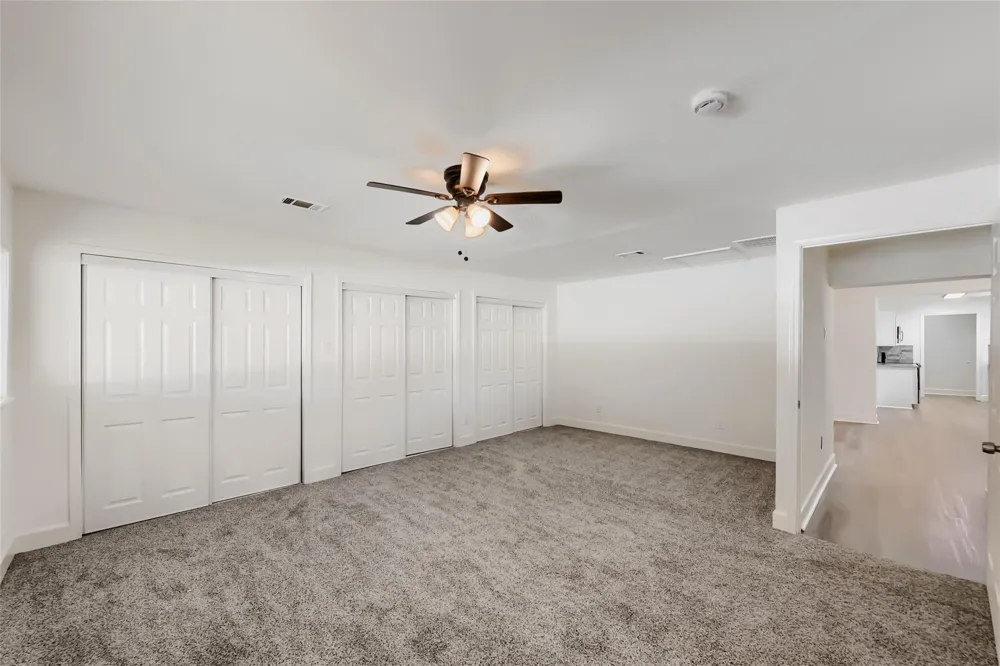 205 Morningside Drive Friendswood, TX 77546