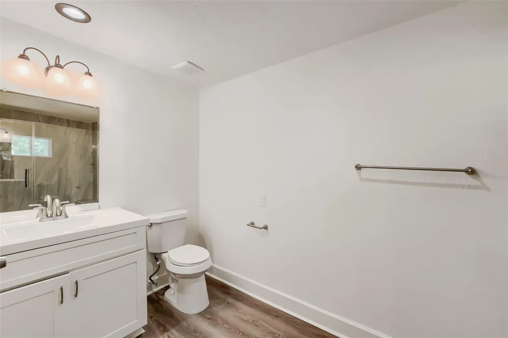 205 Morningside Drive Friendswood, TX 77546