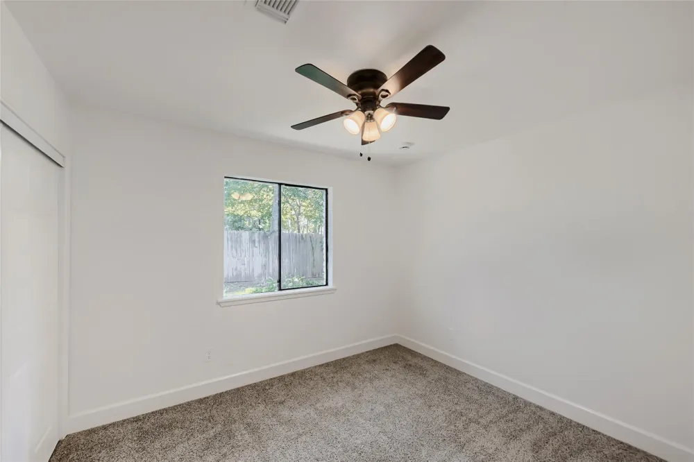 205 Morningside Drive Friendswood, TX 77546