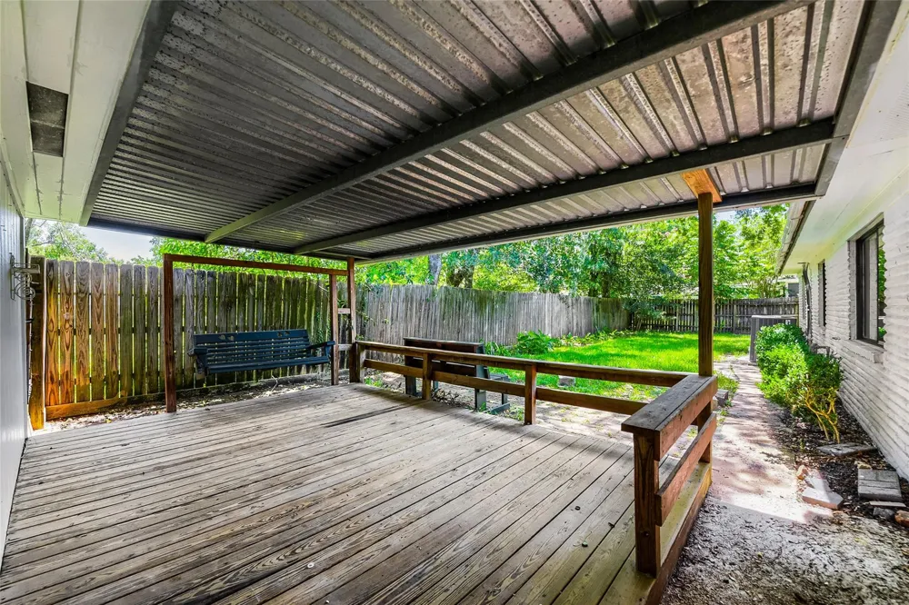 205 Morningside Drive Friendswood, TX 77546