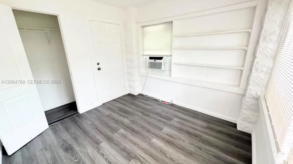 605 S J St #2 Lake Worth, FL 33460