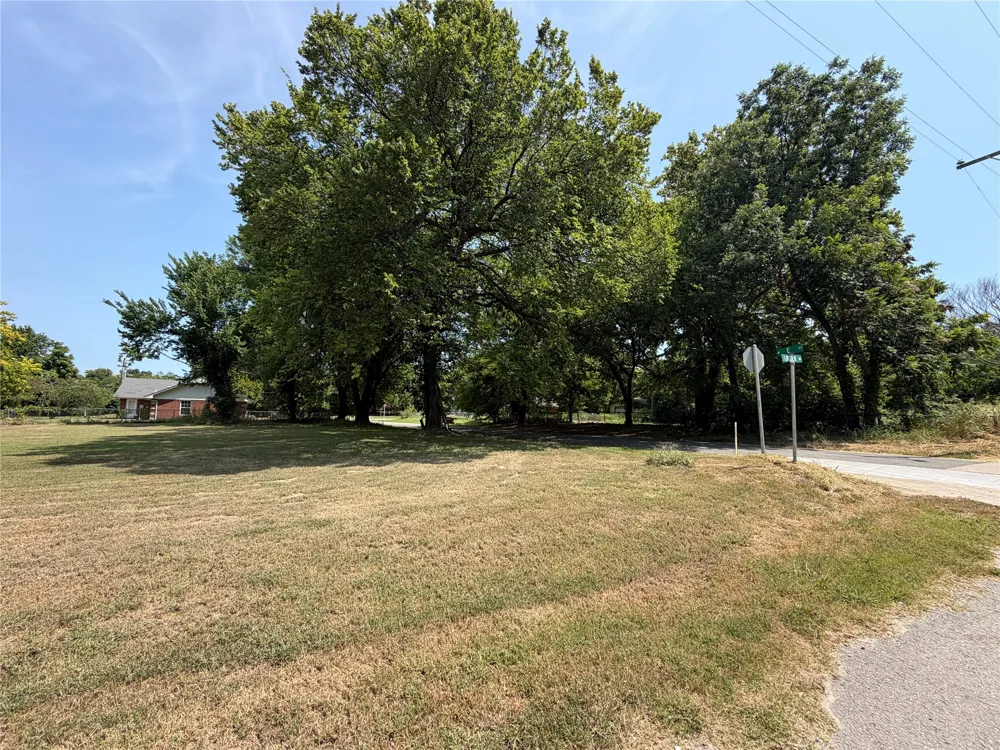 308 S E STREET Eufaula, OK 74432