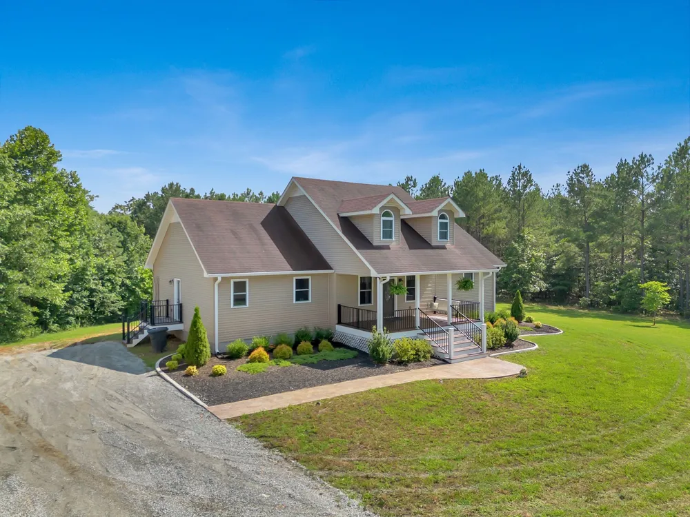 3534 Summertown Hwy Summertown, TN 38483