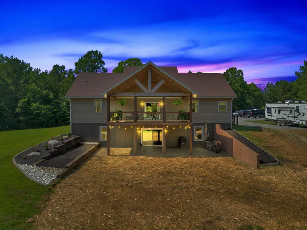 3534 Summertown Hwy Summertown, TN 38483