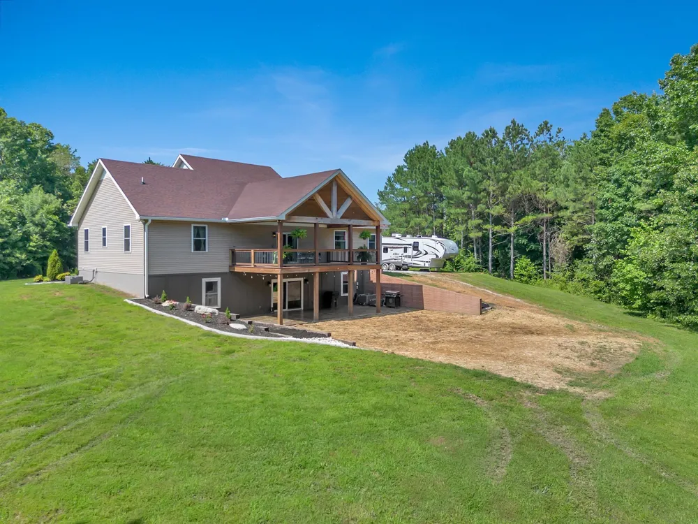 3534 Summertown Hwy Summertown, TN 38483