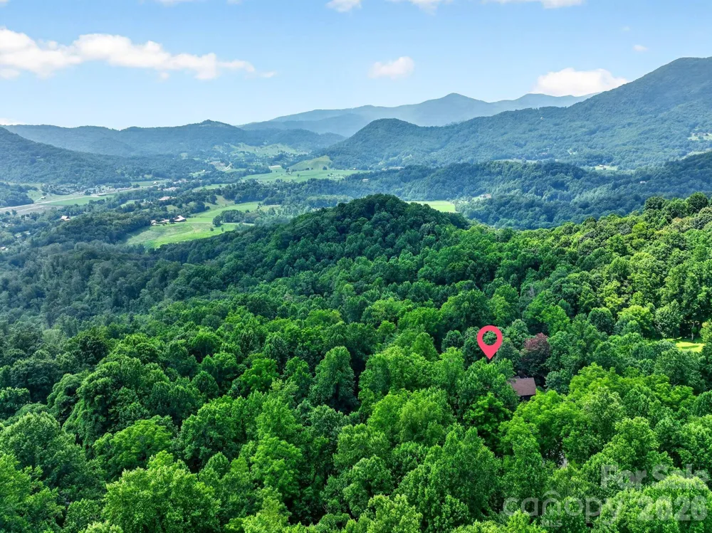 142 Marquis Lane Waynesville, NC 28785