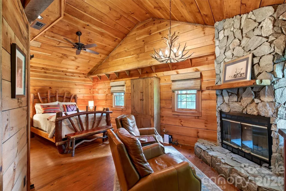 142 Marquis Lane Waynesville, NC 28785