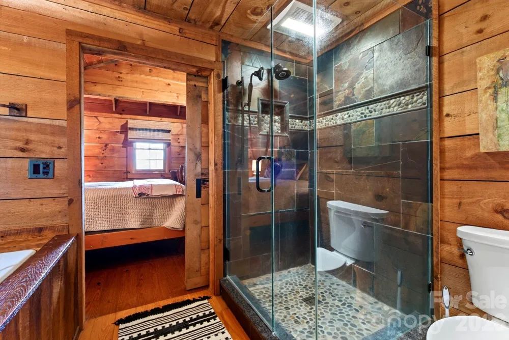 142 Marquis Lane Waynesville, NC 28785