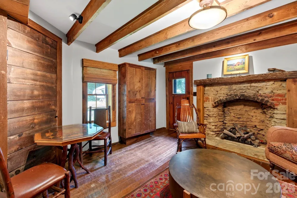 142 Marquis Lane Waynesville, NC 28785