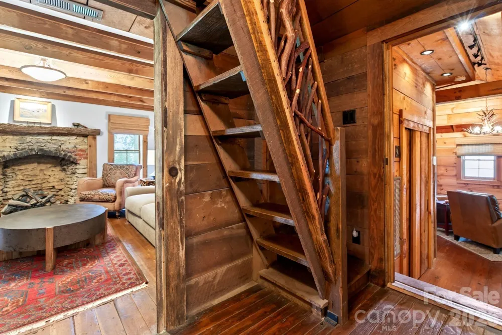 142 Marquis Lane Waynesville, NC 28785