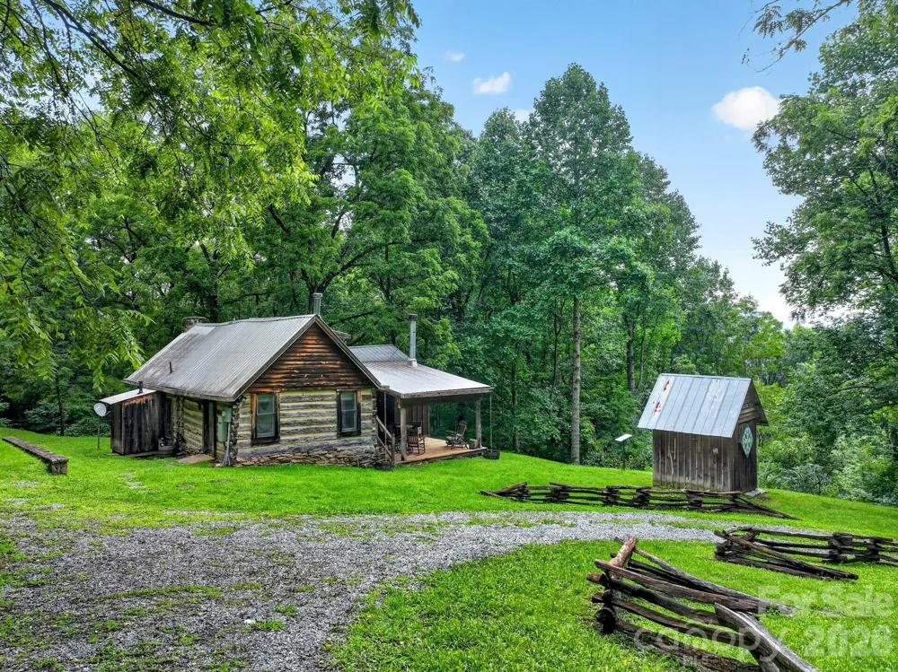 142 Marquis Lane Waynesville, NC 28785