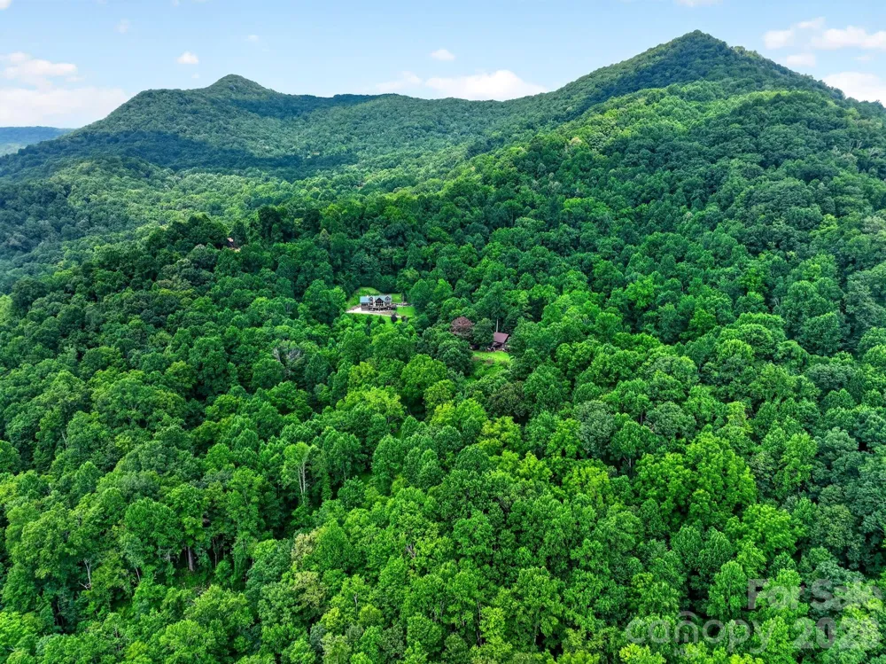 142 Marquis Lane Waynesville, NC 28785