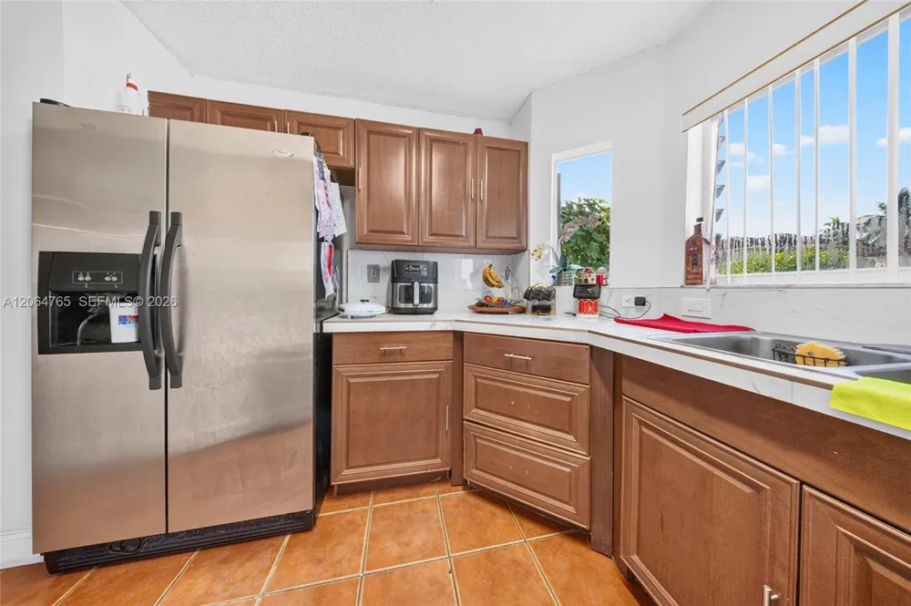 14137 SW 164th Ter Miami, FL 33177