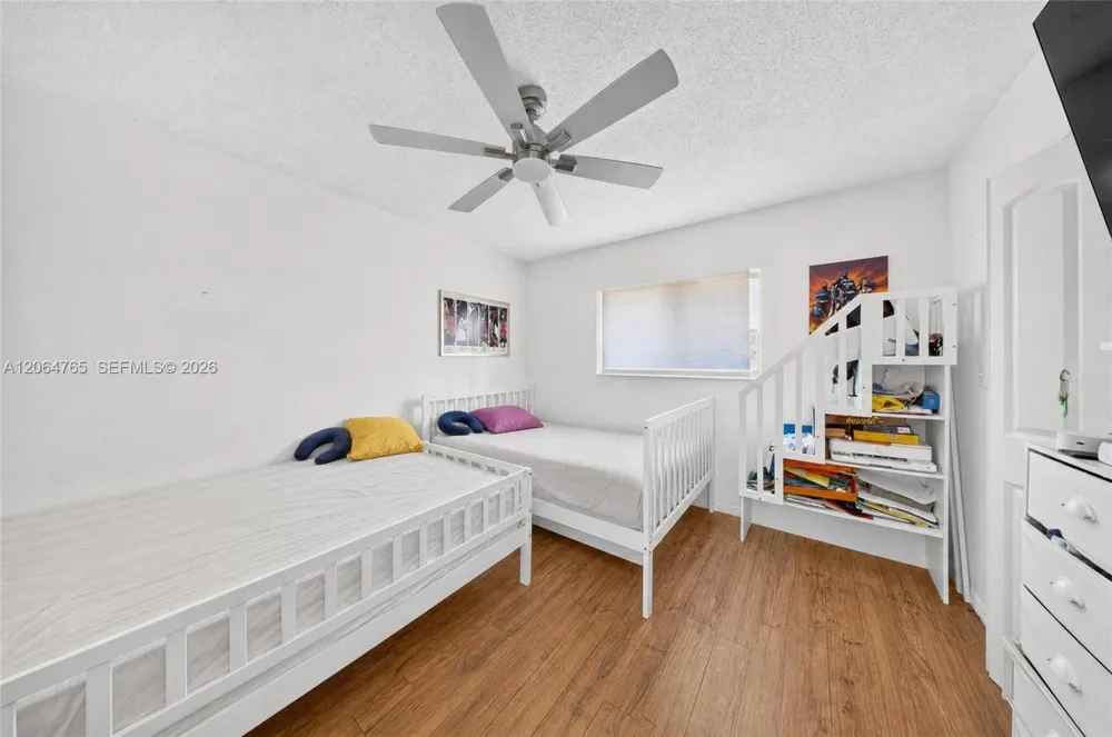 14137 SW 164th Ter Miami, FL 33177