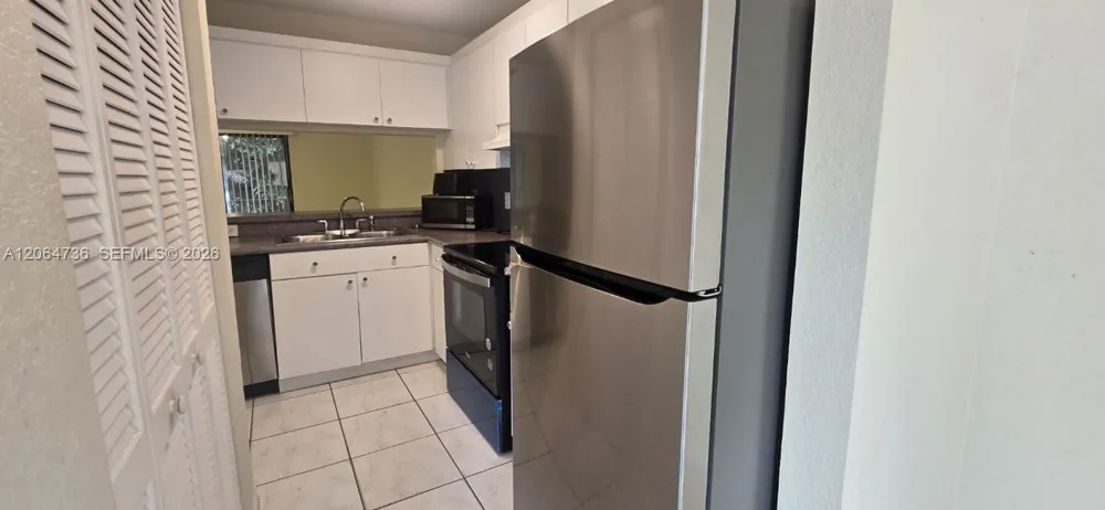 9092 NW 40th St #4 Coral Springs, FL 33065