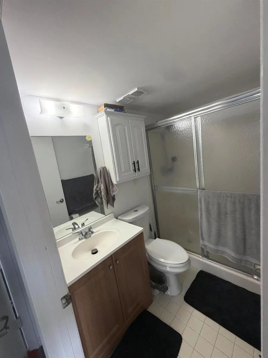 7161 Golf Colony Court #201 Lake Worth, FL 33467
