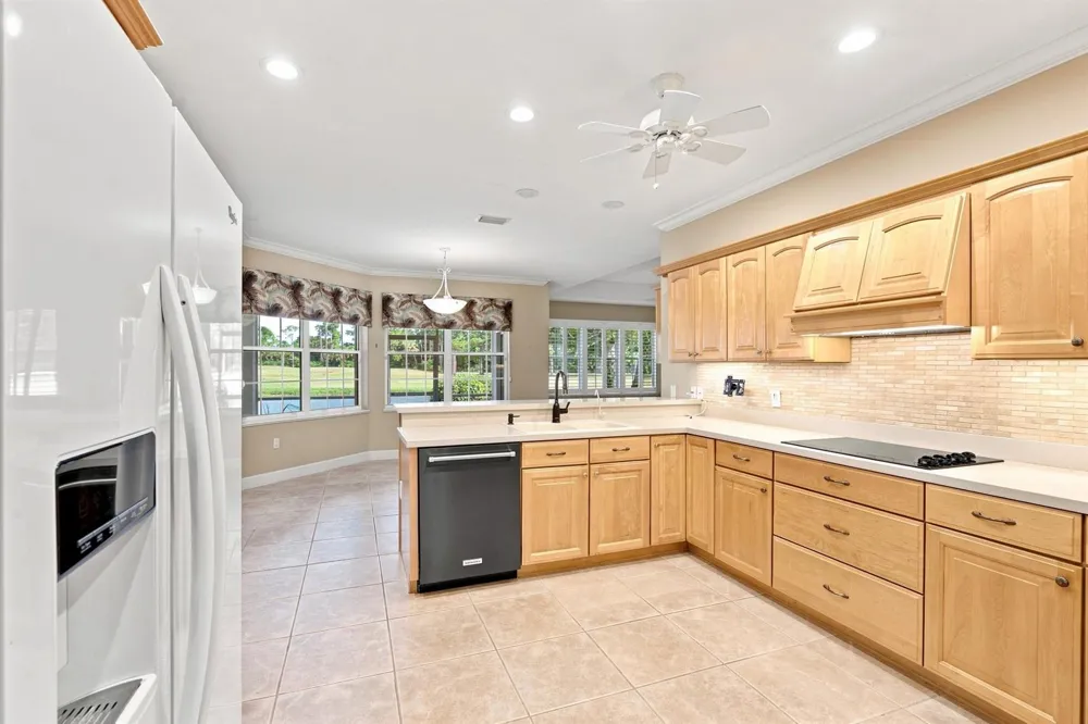 3608 TWIN LAKES TERRACE Fort Pierce, FL 34951