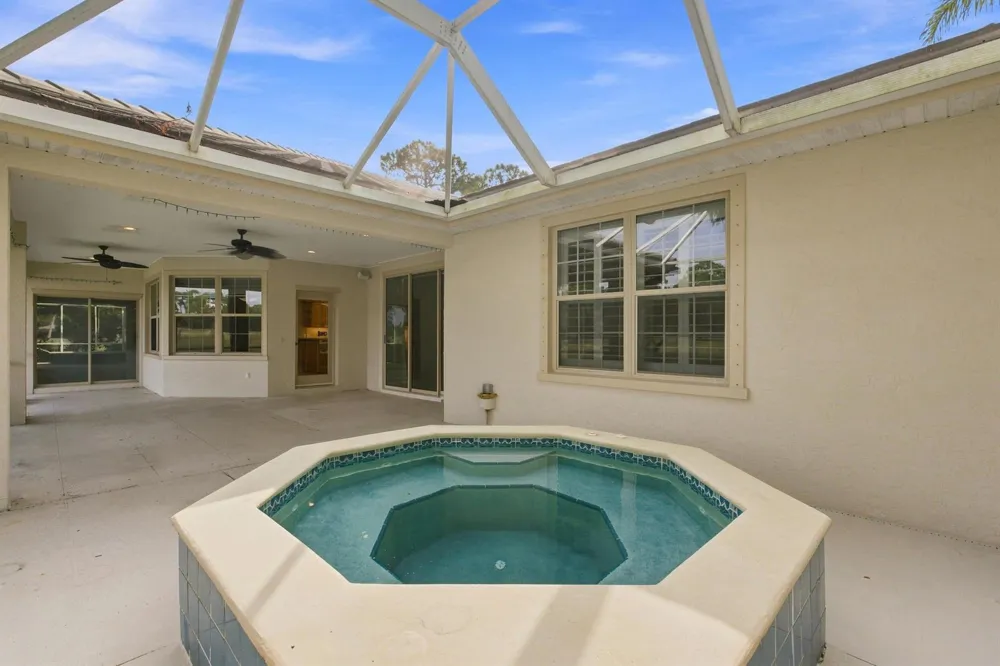 3608 TWIN LAKES TERRACE Fort Pierce, FL 34951