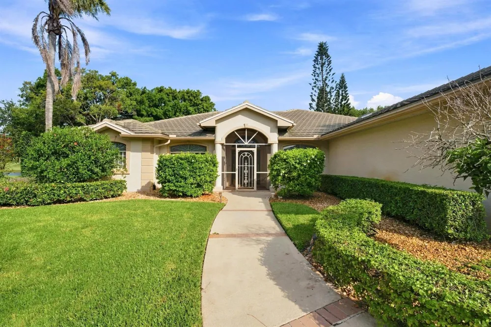 3608 TWIN LAKES TERRACE Fort Pierce, FL 34951