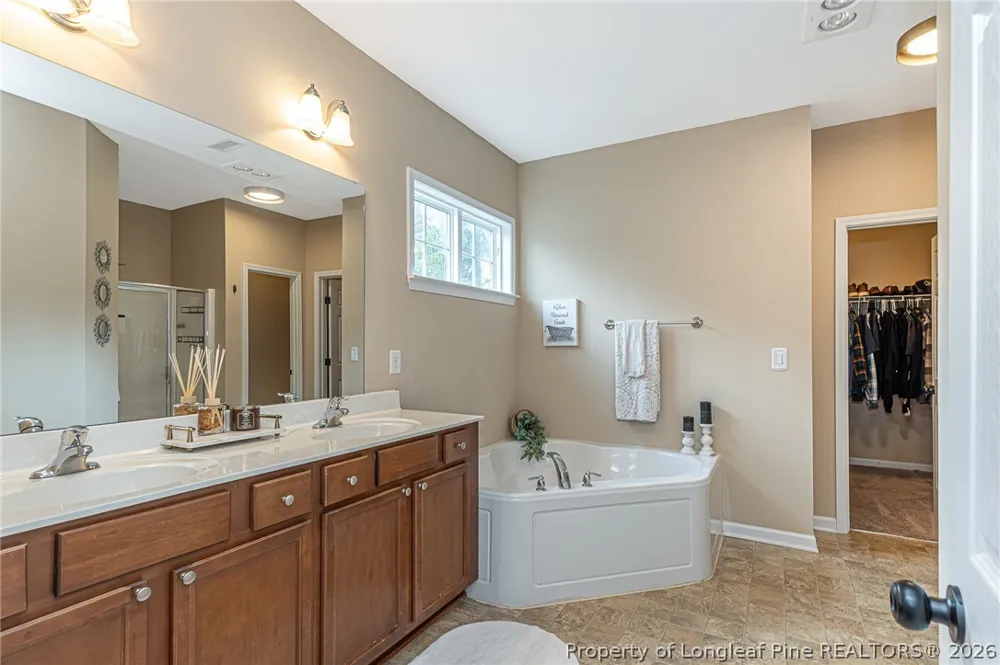 598 Heathrow Drive Spring Lake, NC 28390