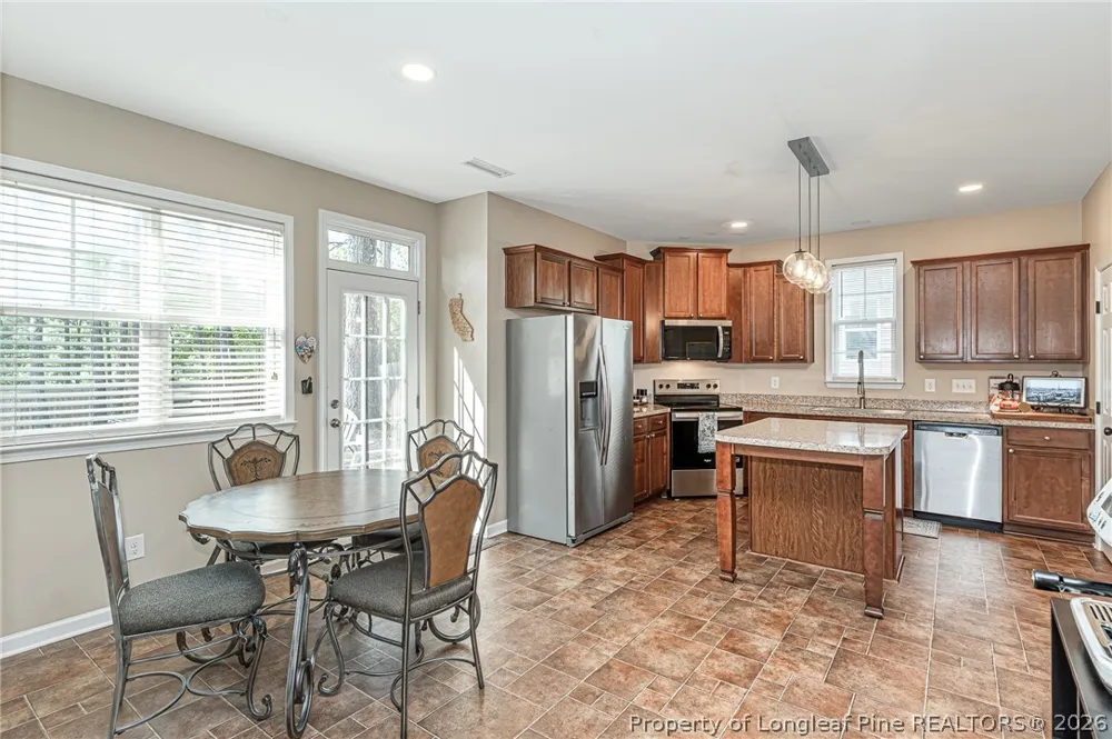 598 Heathrow Drive Spring Lake, NC 28390