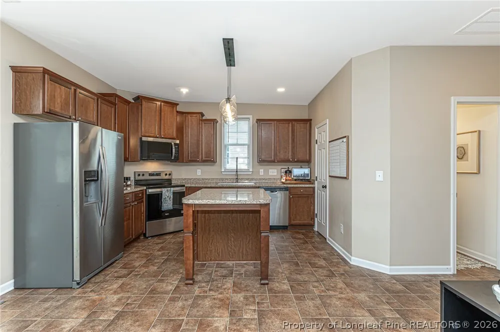 598 Heathrow Drive Spring Lake, NC 28390