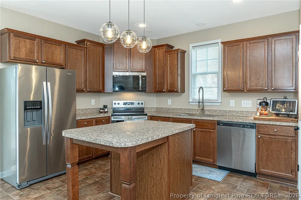 598 Heathrow Drive Spring Lake, NC 28390