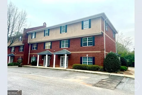 105 Whitehead Road #5