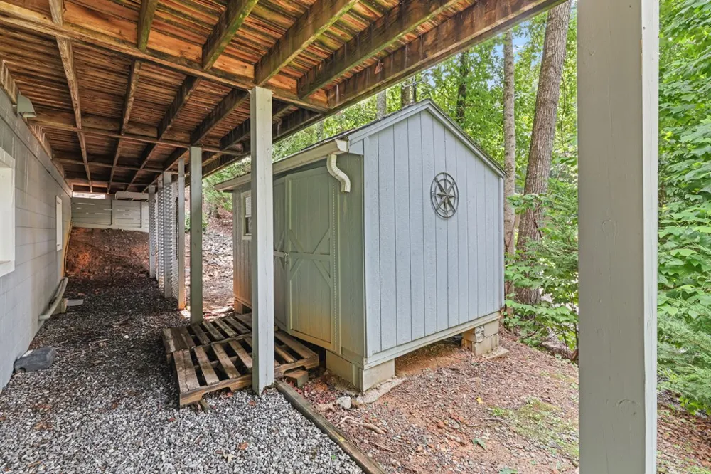 27 Dogwood Hollar Lane Hayesville, NC 28904