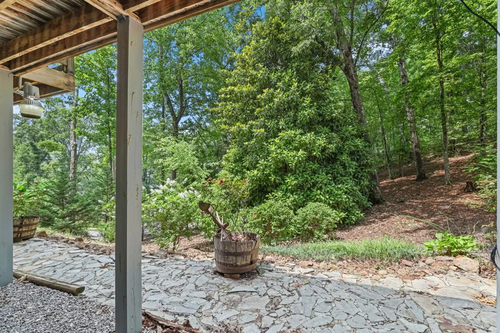27 Dogwood Hollar Lane Hayesville, NC 28904