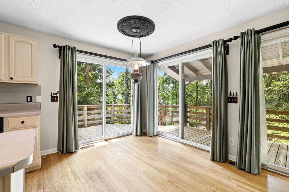 27 Dogwood Hollar Lane Hayesville, NC 28904