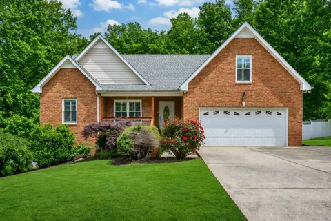 206 Eastwood Dr #A