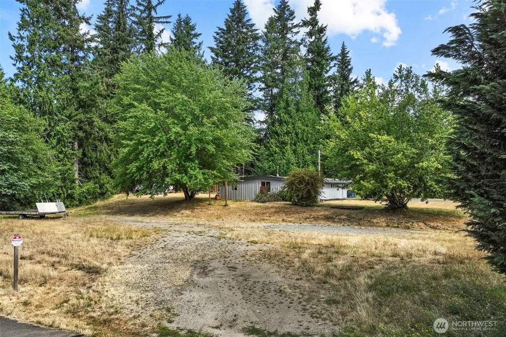 1215 244th Avenue NE Sammamish, WA 98074