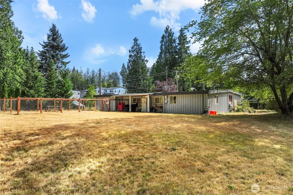 1215 244th Avenue NE Sammamish, WA 98074