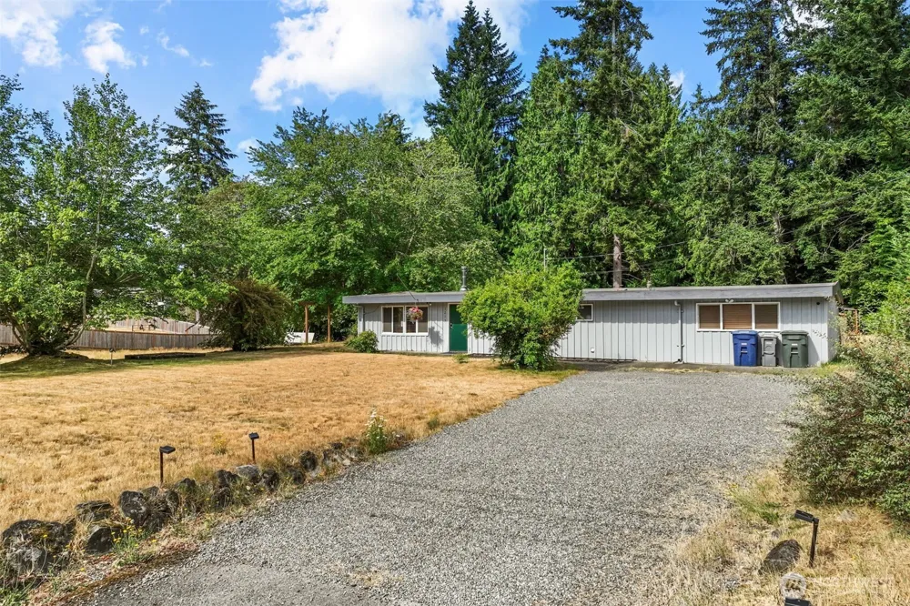 1215 244th Avenue NE Sammamish, WA 98074