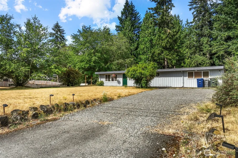 1215 244th Avenue NE Sammamish, WA 98074