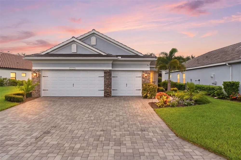 3121 HERITAGE PINES DRIVE Fort Myers, FL 33905