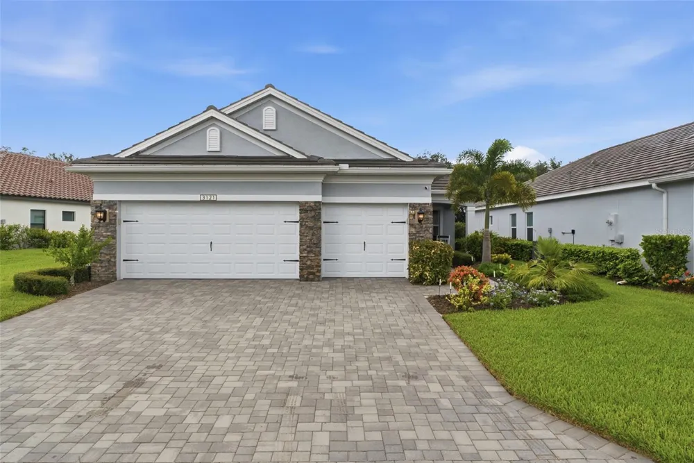 3121 HERITAGE PINES DRIVE Fort Myers, FL 33905