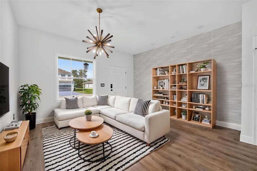 1854 SUPERIOR COURT Poinciana, FL 34759