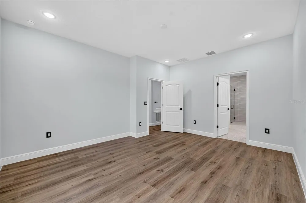 1854 SUPERIOR COURT Poinciana, FL 34759