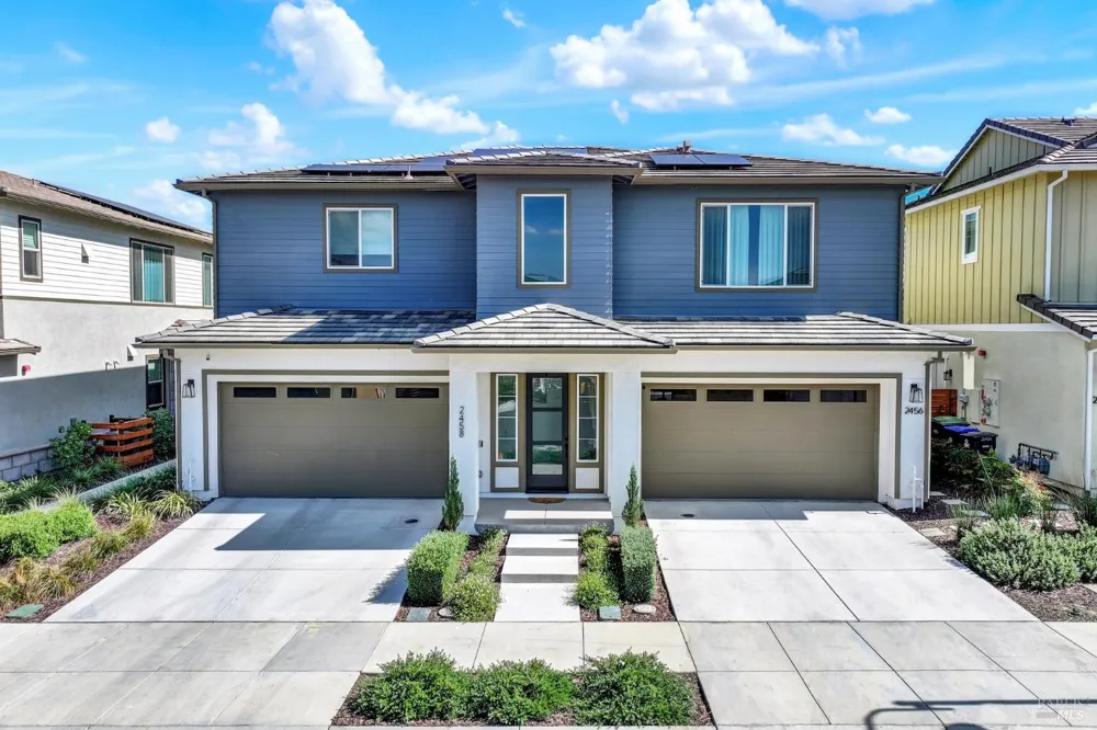 2456 Shore Vista Fairfield, CA 94533