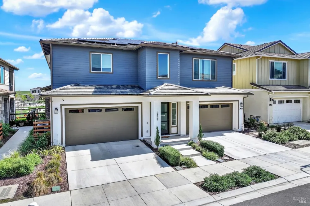 2456 Shore Vista Fairfield, CA 94533