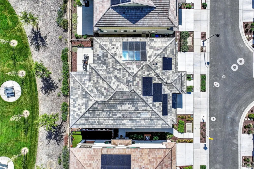 2456 Shore Vista Fairfield, CA 94533