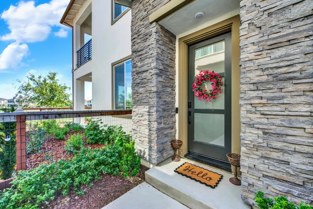 2456 Shore Vista Fairfield, CA 94533