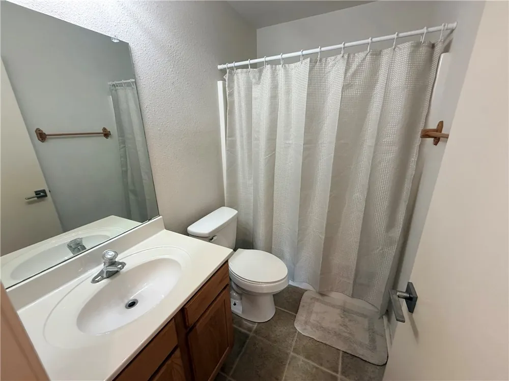1210 Sacramento Portland, TX 78374